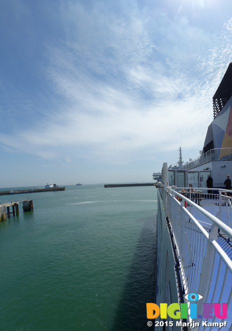 FZ015863-74 Ferry in Dover port